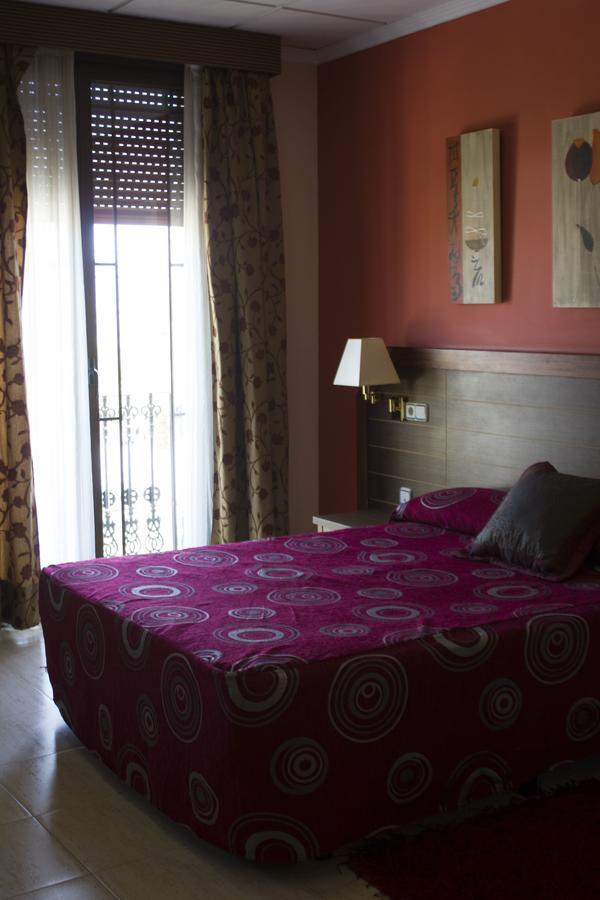 Hotel La Parrilla อัลบ็อกซ์ ภายนอก รูปภาพ